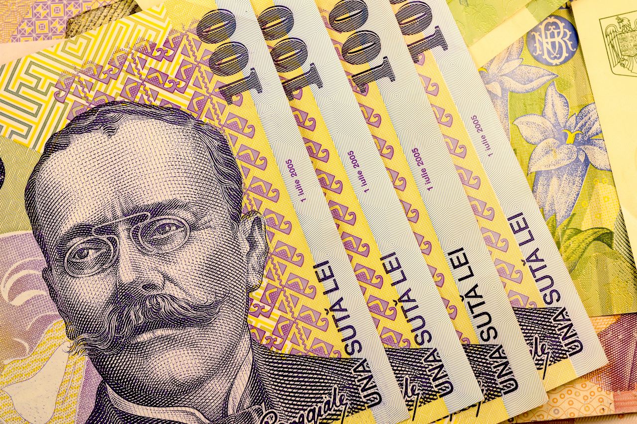 close-up-romanian-currency-note-lei-or-leu-romania-emerging-europe