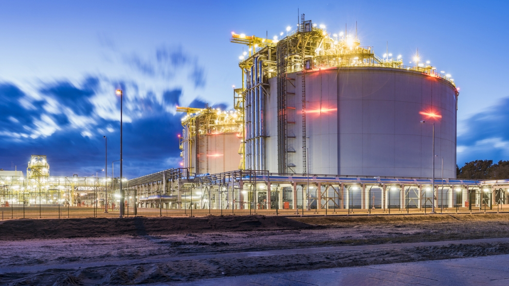 LNG terminal in SwinoujsciePoland,tanks and transmission capacity lng