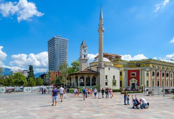 Magnitude 6.4 earthquake hits Albania