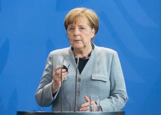 Angela Merkel seals Azerbaijan gas deal on Caucasus visit