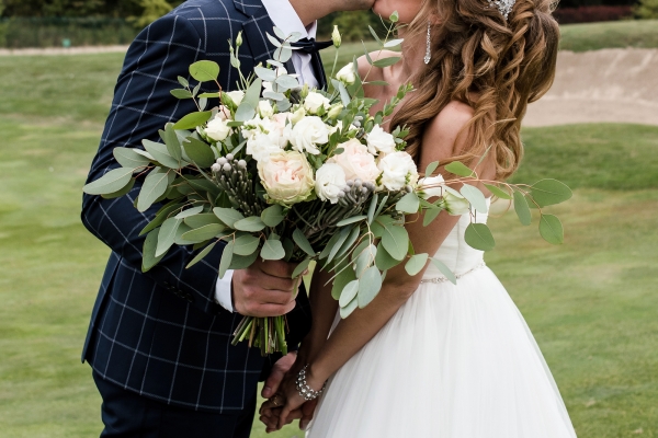 Romanian tax authorities target newlyweds