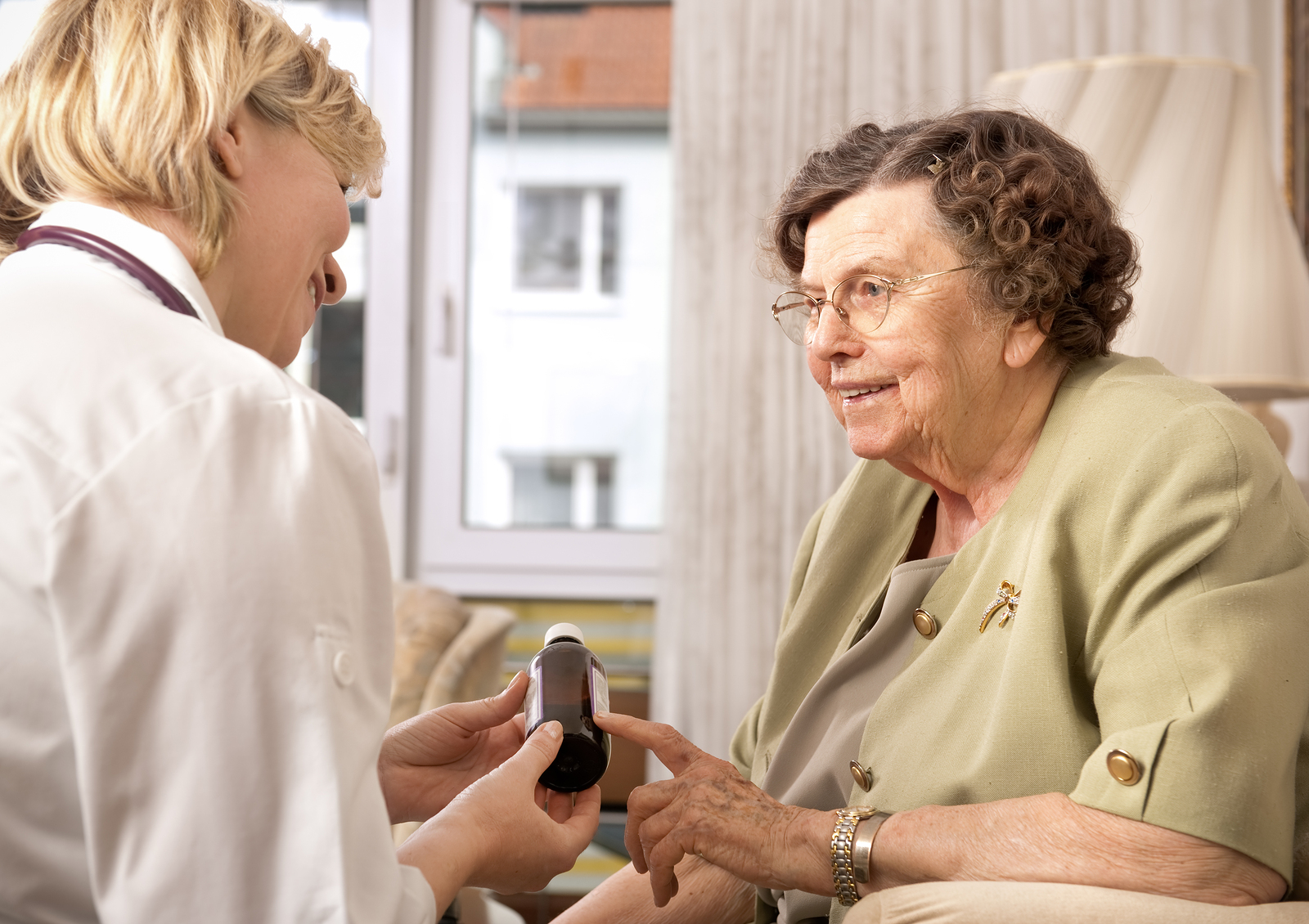 Пенсионеры в Польше. Assisting the elderly going to the Doctor.