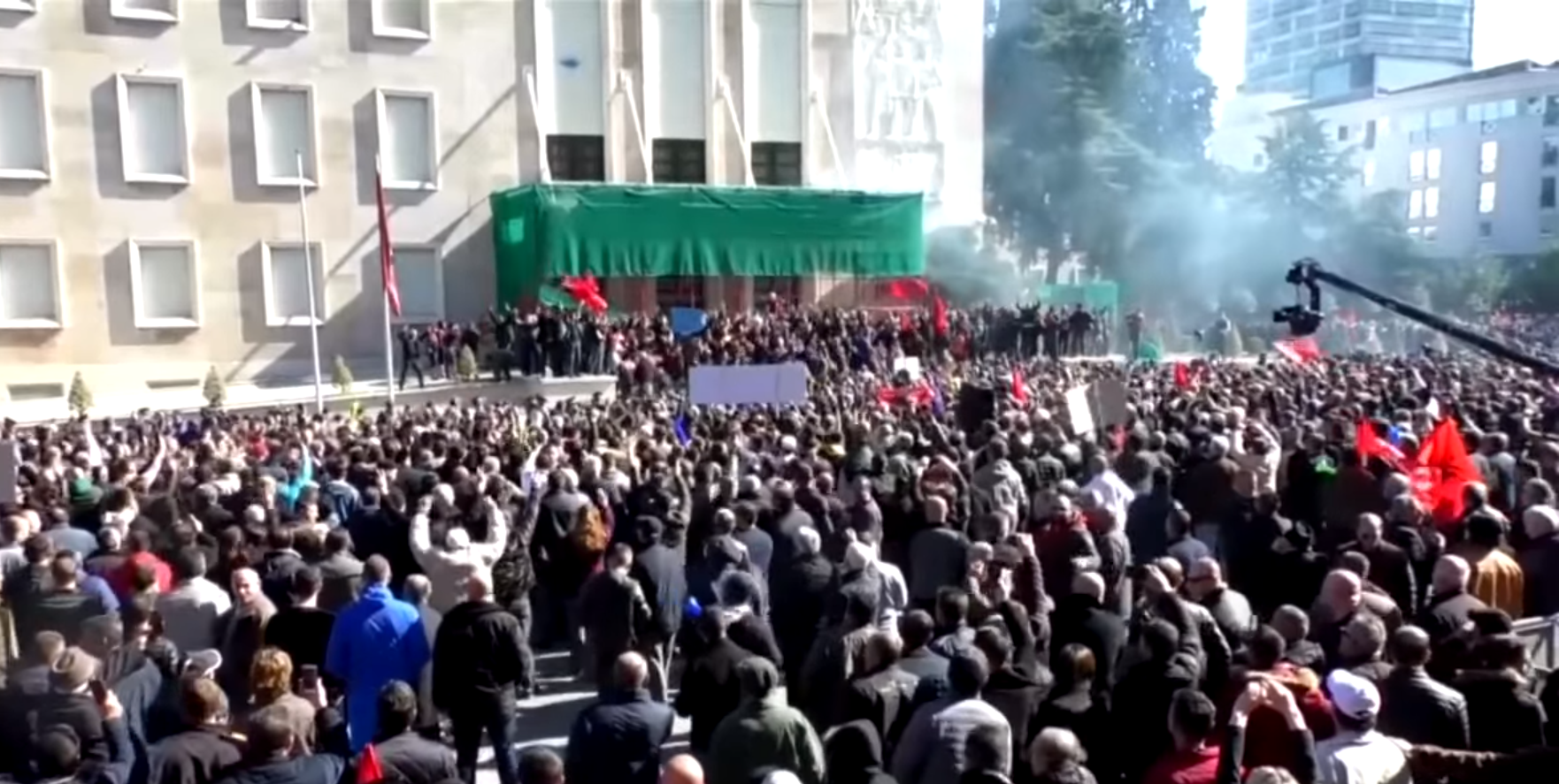 Albanian Anti Government Protest Turns Violent Emerging Europe