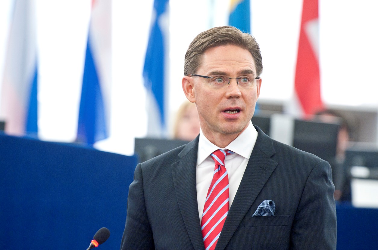 European commissioner warns Poland that EU 'is not a cash cow ...