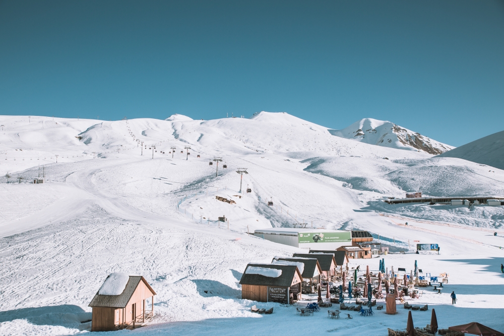 Top 10 places to Ski & Snowboard off-piste in Europe