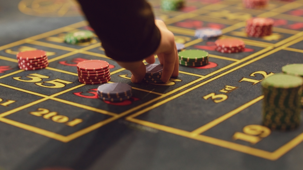 Gambling Like A Pro With The Help Of These 5 Tips