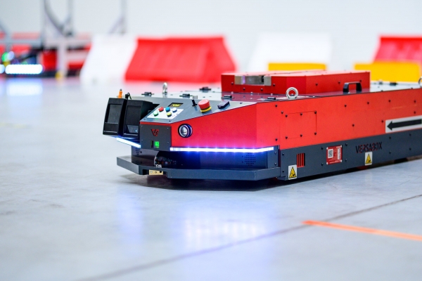 Polish robotics start-up VersaBox gets 2.5 million euros to expand globally