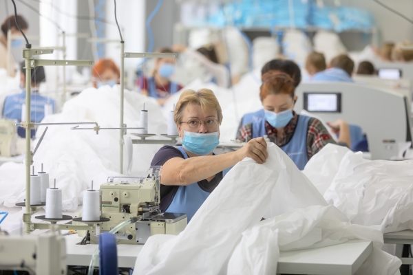 Global remittances plunge, with emerging Europe and Central Asia the hardest hit regions