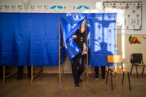 Low turnout the greatest fear as Romanians prepare to vote