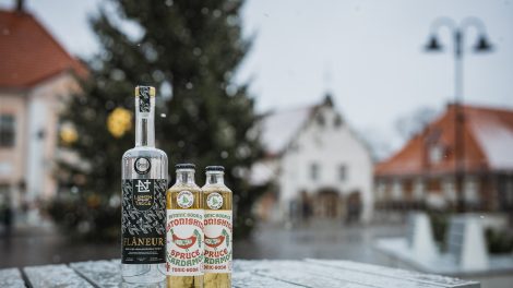 Estonic Soda Christmas Tree Tonic Water