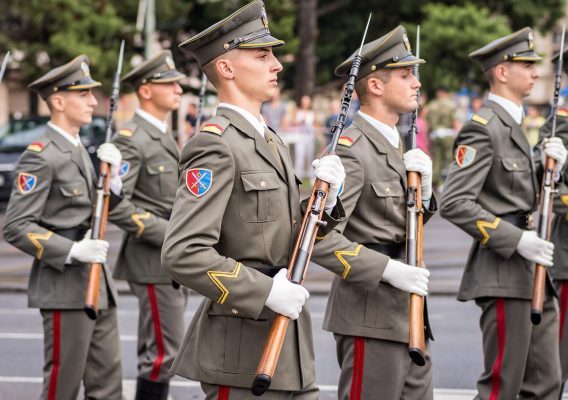 Serbia looks set to reintroduce mandatory military service