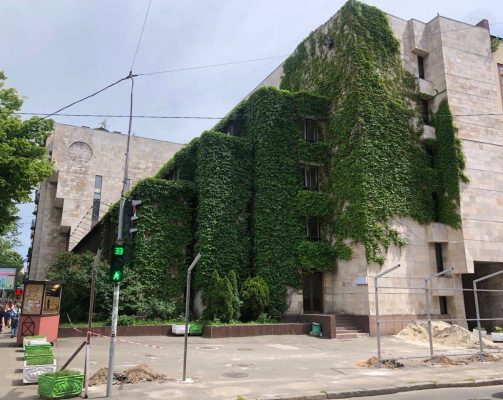 Ukrainian activists save unique modernist building from demolition