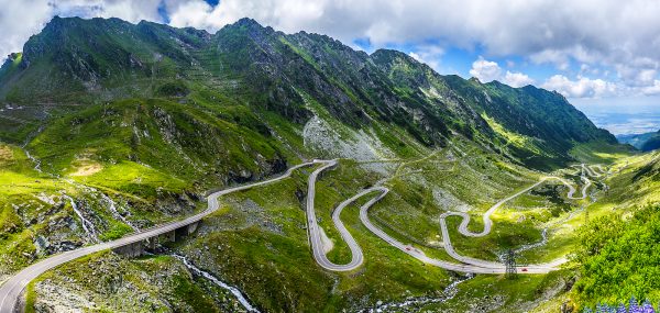 Is it time for Romania to cash in on the fame of the Transfăgărășan Highway?