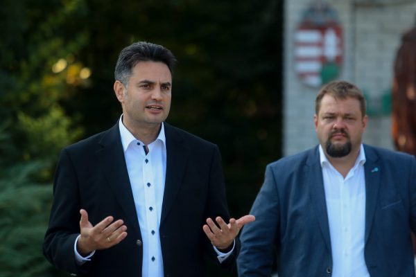Hungary’s opposition chooses a conservative, provincial mayor to take on Viktor Orbán