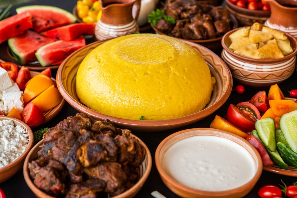 Romanian M m lig Cornmeal Porridge A Staple Side Decology Romanian M m lig Cornmeal Porridge A Staple Side Decology