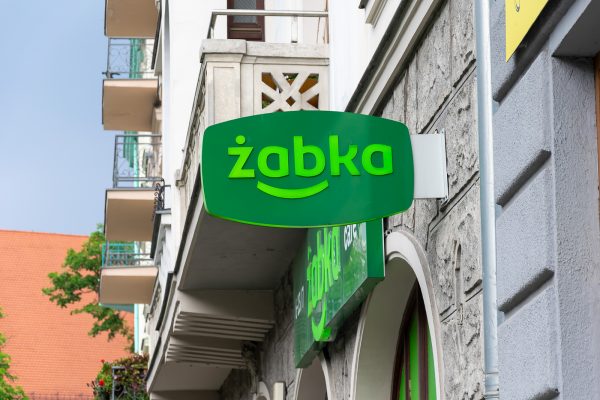 Żabka becomes first Polish company with Equal Salary certification 