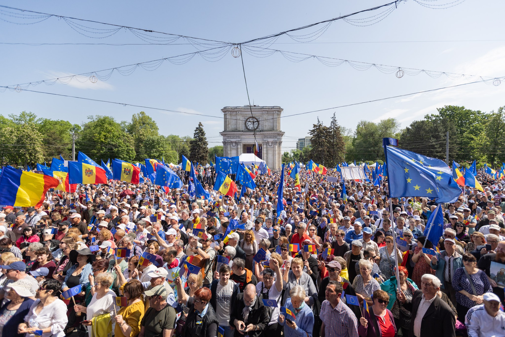 Европейская молдова. Молдавия праздник. Митинги в Молдавии. Праздники Молдовы. Молдова евроинтеграция.