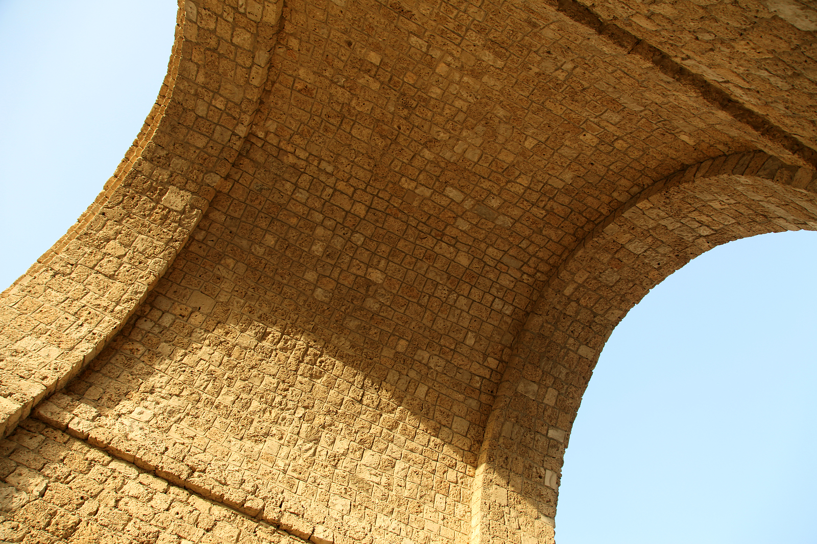 bigstock-Baab-Makkah-Gate-In-Jeddah-Al–249248671