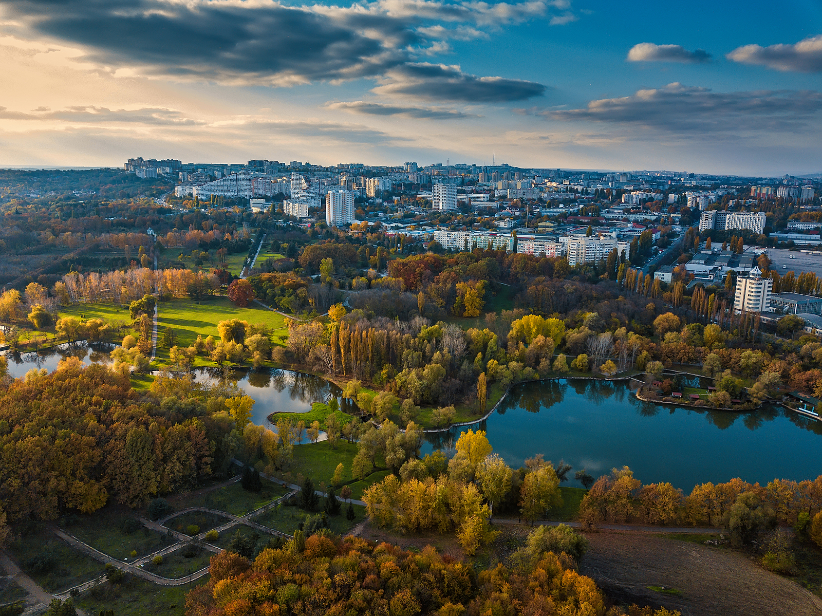 bigstock-Aerial-View-Of-A-Lake-In-A-Par-430039838