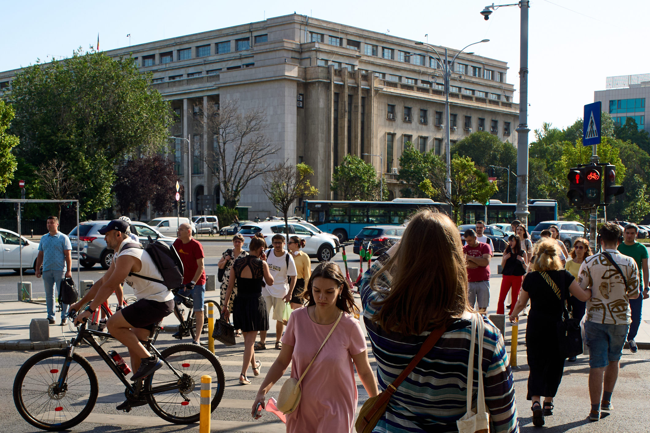 dreamstime_m_326687046